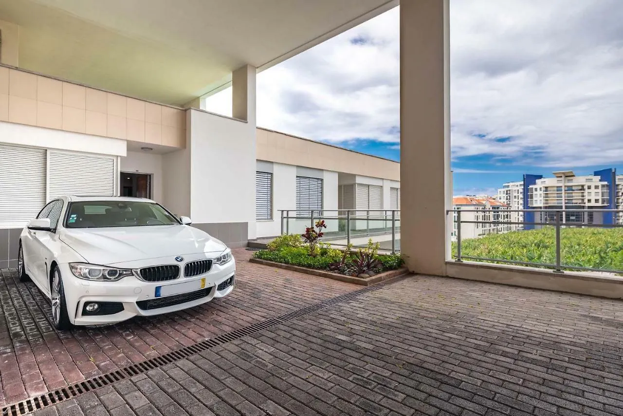Oceanside Terrace Apartment By Holiday Rental Madeira Funchal  Portugalsko