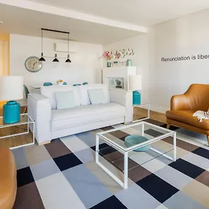 chiado-square-lisbon-best-apartments.hotels-lisbon-portugal.com/